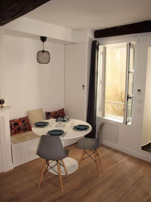 Superbe 2 Pieces A Deux Pas De La Cathedrale Apartment Chartres Exterior photo