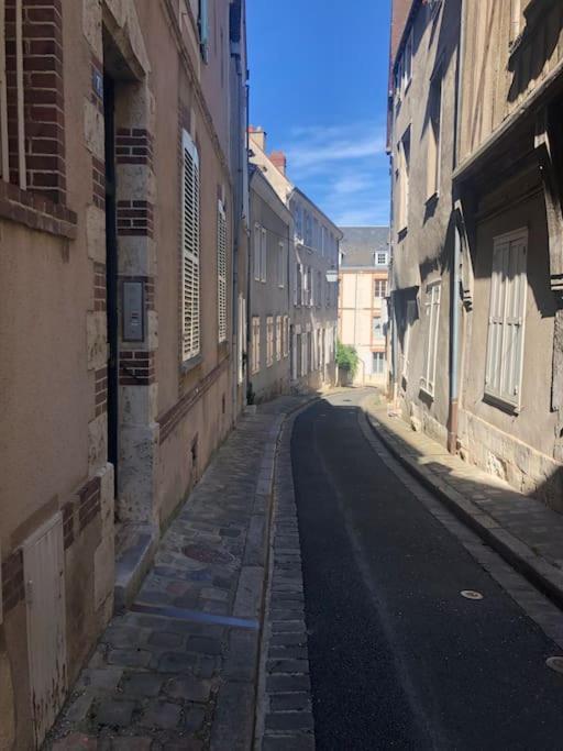 Superbe 2 Pieces A Deux Pas De La Cathedrale Apartment Chartres Exterior photo